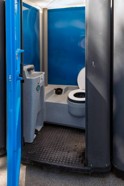 Portable Toilet Options We Offer in Double Springs, AL